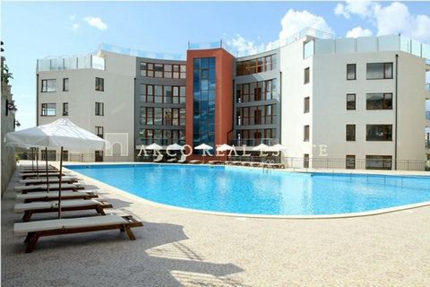 Arco Real Estate offers for sale a studio in a complex on the first line in Saint Vlas. The apartment is located on the first floor with a total area of 46sq.m. The apartment is offered for sale finished turnkey! The beach is next to the complex. The...