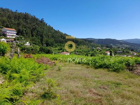Excellent business opportunity Land in Travanca- Cinfães Land on construction land according to the PDM of the Municipality of Cinfães, located in Travanca-Cinfães with an area of 2187 m2 with an excellent road front.   General features: - Constructi...