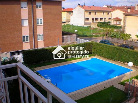 ALQUILER PROTEGIDA REAL ESTATE, Offers unbeatable property for sale just 5 minutes from Segovia center. Very bright apartment all exterior on the second floor without elevator. It is distributed in a spacious living room with an outdoor terrace, 3 la...