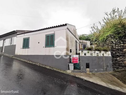 2 Bedroom Villa Patio Backyard A 7-minute walk from the center of the village of Povoação Ideal for investment Privileged Location The parish of Povoação, where the first settlers of the island of São Miguel set foot and where the county seat is loca...