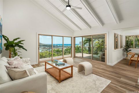 Contemporary Design with Sparkling Water Views.... This island inspired home located on desirable Mariner's Ridge offers a single level floor plan with vaulted ceilings, light & bright interiors and stunning ocean, marina, & mountain views throughout...