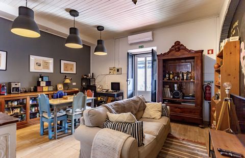 House 109 has two welcoming terraces located in the heart of Santo Estêvão. “Unique” is the ideal word to describe this wonderful house. Located at best convenience area, you can reach local market, coffee shops, restaurants, etc...in 1 min walking d...