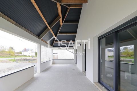 Located in Missillac, this contemporary house benefits from an ideal location, close to the Nantes-Vannes expressway, thus offering excellent accessibility. The town of Missillac is renowned for its peaceful living environment and quality of life. Yo...