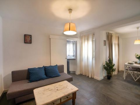 Het appartement 'Alta' met 2 slaapkamers heeft een uitstekende locatie, aangezien het in het centrum van de stad ligt, maar in een rustige straat. Op loopafstand van alle interessante plekken in Malaga zoals het geboortehuis van Picasso op Plaza de l...