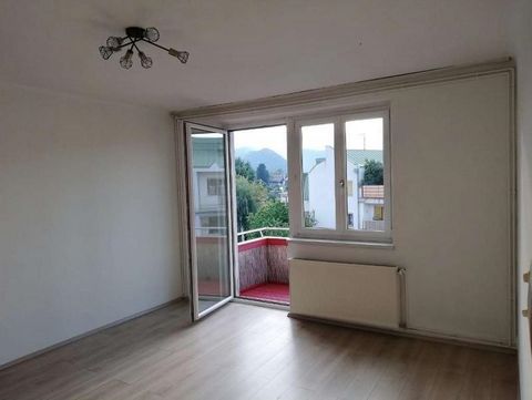 This well-maintained 2-bedroom apartment in the popular Andritz district of Graz offers an excellent opportunity for singles or couples looking for a cozy home or a profitable investment. Highlights of the apartment: +) Living space: approx. 57 m² +)...