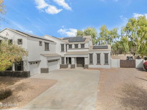 Step into this newly remodeled custom home with an organic modern feel and a touch of elegance in each corner. A beautiful curved black staircase with the black accented doors throughout the home complete with four bedrooms and three full baths upsta...