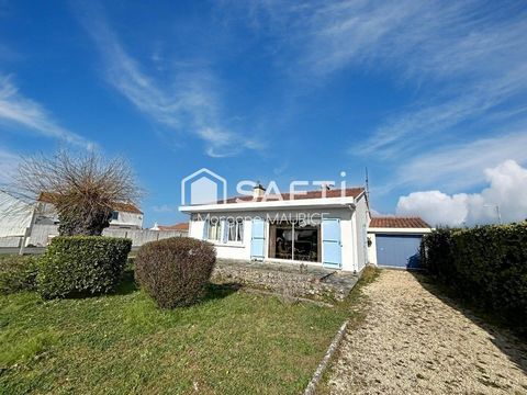 Maison avec dépendance dans le bourg de Barbâtre
