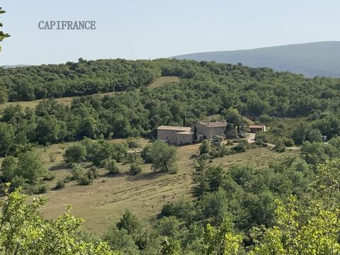 Propriété Gîtes et chambres d'hôtes 20 hA - 550 m2 à Banon
