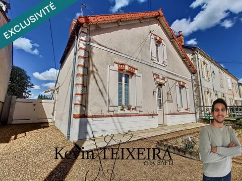 Maison 3 chambres avec beau terrain.