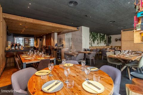 Trespasse do restaurante Espada, na Rua de São Paulo, no Cais do Sodré.   Aberto ao público em 2018, o restaurante Espada sempre primou pela qualidade da sua comida, pela variedade da sua garrafeira e pelo ambiente tranquilo e intimista.   Extremamen...