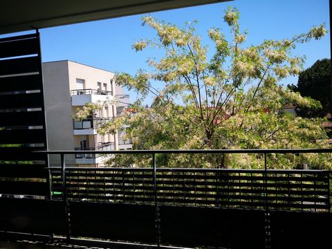 Appartement T2 terrasse intime parking souterrain
