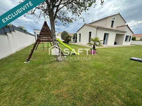 Maison 4 chambres, espace bureau, préau, garage, jardin clos
