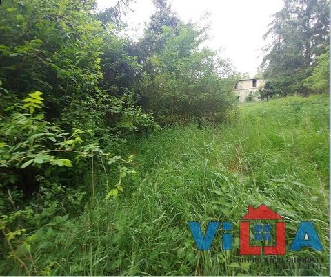 | CALL ME AND MAKE AN APPOINTMENT FOR A FREE PRESENTATION I INVITE YOU TO COOPERATE --- -- PLOT WITH HOUSE TO BE RENOVATED IN A PICTURESQUE AREA We present to you the possibility of purchasing a large plot of land with a detached house located about ...