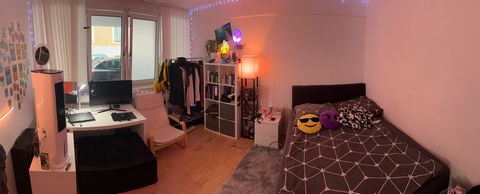 !!!Important: The room is only available from 24.04.-25.06.!!! I've furnished the room really nicely with lots of LEDS and indirect lighting. The room is fully furnished (shelf, desk, clothes rail, bedside cabinet, rocking chair). A special highlight...