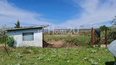 IN REGULATION! PERMIT FOR THE CONSTRUCTION OF A WATER CATCHMENT! EXCELLENT LOCATION! ELECTRICITY! WATER! SUNNY! We are pleased to present you a wonderful plot in regulation, located in a convenient location with a wonderful panorama. The plot is suit...