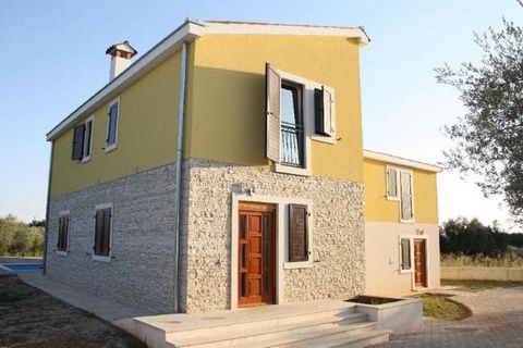 Located in Novigrad, this comfortable holiday home features 3 bedrooms for 7 people. Ideal for a group of friends or families, guests can take a dip in the private swimming pool and access free WiFi at this pet-friendly property. If you wish to enjoy...