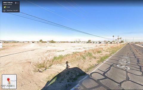 Excellent location R1-10 zoned land ready to develop or long term hold. Flat with 19th Ave frontage and residential on 3 sides.