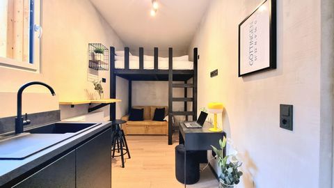 This special accommodation is close to all the essentials - making planning your stay easy. The clever and tasteful room layout leaves space for a fully equipped kitchenette, sofa, desk, dining area and a wide loft bed. You're just steps away from th...