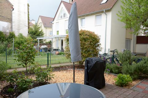 Welcome to your luxurious accommodation for your next stay in Ludwigshafen-Friesenheim! This tastefully furnished 56sqm flat offers everything you need for a comfortable and stress-free stay. The flat is in a quiet yet central location of Ludwigshafe...