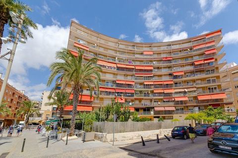 Представляем квартиру на 7 этаже в городе Торревьеха, район Playa del Cura. Расстояние до Playa del Cura - 10 м. Квартира, общей площадью 90 кв.м., полезной площадью 94 кв. м. состоит из:Квартира в хорошем состоянии, обустроена всем, чтобы сделать ва...