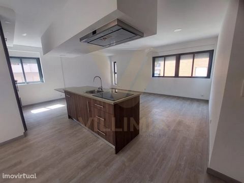Renovated 3 bedroom apartment, a modern and functional style for a comfortable life. Consisting of a spacious open-concept kitchen and living room, three bedrooms, a bathroom and a technical area, this apartment is ideal for families or those looking...