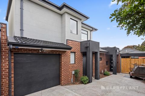 This near-new, two-bedroom property truly stands out from the rest, and has been well thought out and executed. Upon entry you are welcomed with an open plan living with modern kitchen/meals space, European laundry, separate powder room plus internal...