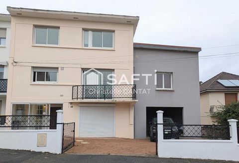 Située dans la charmante ville de Montluçon (03100), cette maison de 169 m² offre un cadre de vie paisible. Très proche des commerces locaux et des écoles. De plus, sa proximité avec les transports en commun en fait un choix idéal pour ceux cherchant...