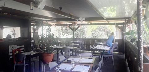 Bar, Restaurant, Crêperie à Rivière Salée