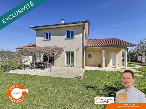 Terrain plat de 6700 m²