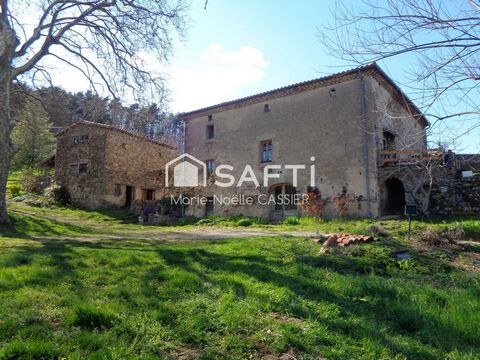 Magnifique propriété , ferme + gites, plus de 13 hectares de terrain