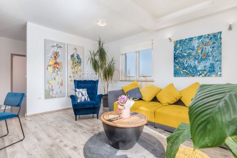 ID-KOD: 6904 Vesna Ž Mobil: ... , ... Telefon: ... E-post: ... ...