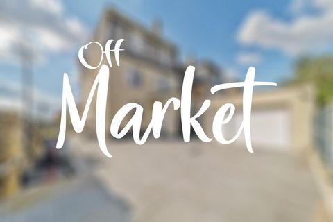 OFF MARKET : Petit immeuble avec terrasse côté cour en plein cœur du quartier Mazarin - Aix-en-Provence