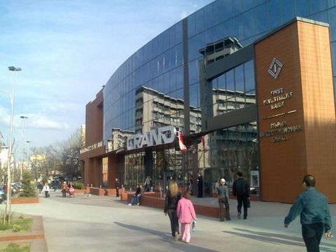 Shop at the Grand Mall on the street Capt. Raycho 56, Plovdiv, Bulgaria. The shop is located on the second floor in the shopping center with a built-up area of 93 sq. m. With large glass windows. The largest commercial area on this floor. Acting stor...