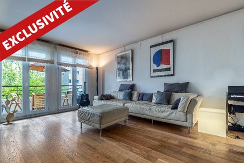 At the gates of Paris in a quiet area, come and discover this beautiful 4-room apartment of approximately 100 m², 9 minutes from the Porte d'Orléans metro stations, RER B and Tramway, and close to shopping area and main roads. The apartment is locate...