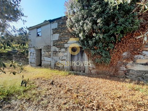 Excellent Business Opportunity House to restore - Gilde, Real, Castelo de Paiva House to restore located in the place of Gilde, in the parish of Real, Castelo de Paiva. The property enjoys unique and unobstructed views of the mountains and the countr...