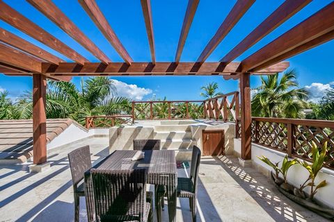 ➡ 1st Floor at Balcones del Atlántico, Penthhouse, Las Terrenas. ➡ Private Jacuzzi. ➡ 372m^2 ➡Infinity Pool ➡Private beach + restaurant! ➡Secure private parking on site. ➡Walking distance to restaurants, bars, shopping centres. ➡Fully equipped kitche...