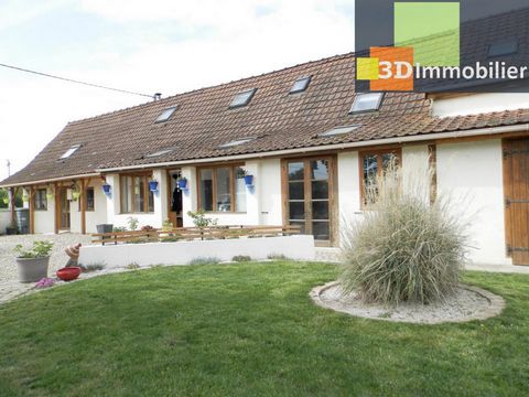 BEAUTIFUL LOCATION FOR THIS PROPERTY 10 minutes from VERDUN-SUR-LE-DOUBS and 30 minutes from CHALON-SUR-SAÔNE (71100), Quietly located property for SALE, comprising a main house of approx. 145 m² and two gîtes in use. The main house comprises: entran...