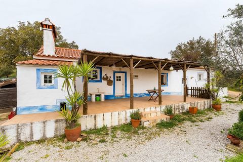 The Estate, with 16,275 hectares, is located in the heart of the São Mamede Natural Park, 2 km away from Spain and 220 km away from Lisbon. It is located, more specifically, in the parish of Mosteiros, municipality of Arronches, district of Portalegr...