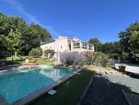 Dpt Vaucluse (84), à vendre LAURIS maison P4 de 158,8 m² - Terrain de 1 280,00 m² piscine