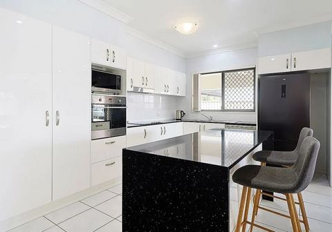 This beautifully presented home in Ruby Gardens, over 50's lifestyle resort will definitely impress. Everything has been considered in the design of this home with three generous bedrooms (master airconditioned and with a huge walk in robe), two mode...