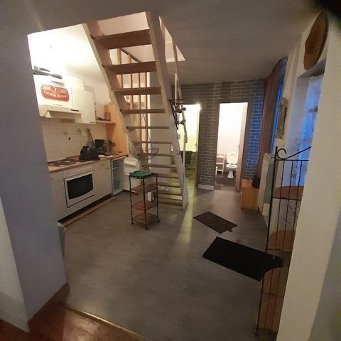 Information on the risks to which this property is exposed is available on the Geohazards website: ... /> ... 23 rue Eugène Leduc 02000 Laon https:// ... /> GUISE for this 70m2 neiron house with 40m2 terrace; Parking lot. Possibility of garage. Kitch...