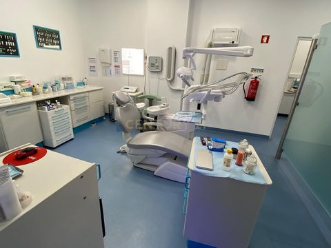 A DENTAL CLINIC é uma clínica odontológica moderna e completa, oferecendo um atendimento humanizado e soluções inovadoras para a saúde e estética do sorriso. Localizada em Setúbal nossa clínica se destaca pelo alto padrão de qualidade, equipe especia...