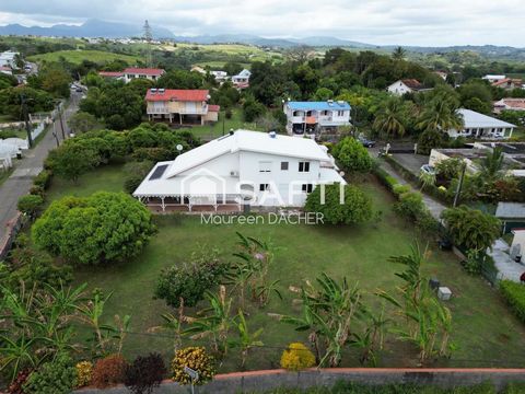 Villa vue sur le Morne Pitault – Calme & confort !