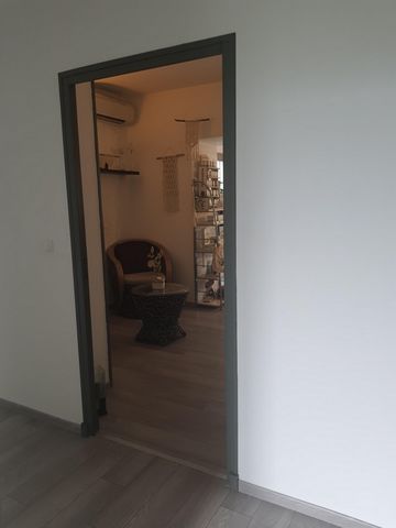 photo no. 2
