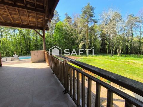 Ensemble immobilier maison avec locaux commerciaux