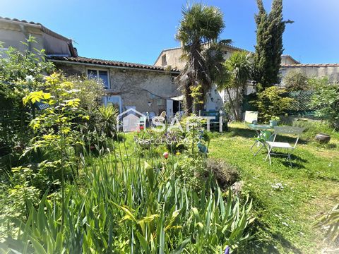 Maison de village avec beau jardin et vue dégagée