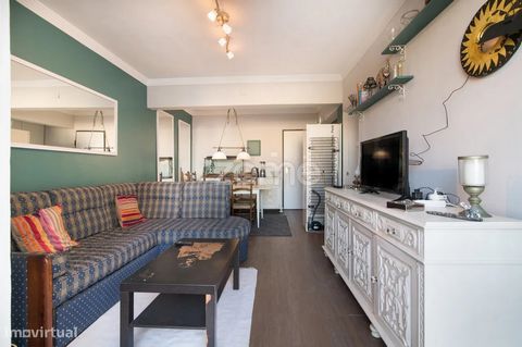 Identificação do imóvel: ZMPT575108 Apartamento T1 com 47m2, situado no 3º piso de um prédio com elevador, é a escolha certa para um jovem à procura da sua primeira habitação, um casal em inicio de vida ou para um investidor que pretenda rentabilidad...