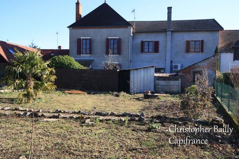 Maison 241 m² 6 chambres, à proximité directe des commodités