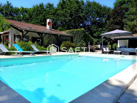 Propriété familiale à Venansault, au calme, 4 chambres, 2 SDB, piscine, 4878m2 de terrain...