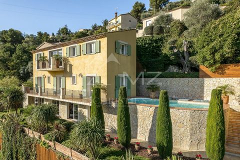 Close to Gairaut, Magnificent property Bastide type completely renovated with high quality services, panoramic view hills and village, about 200 m² living space in a dominant position on a closed and raised ground of 1800 m² with swimming pool. Thus ...